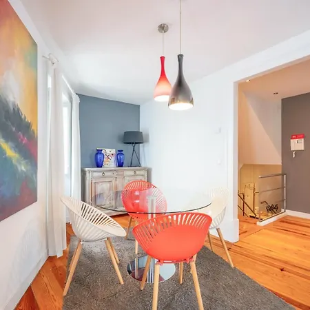 아파트 Guestready - Charming Retreat In Vibrant